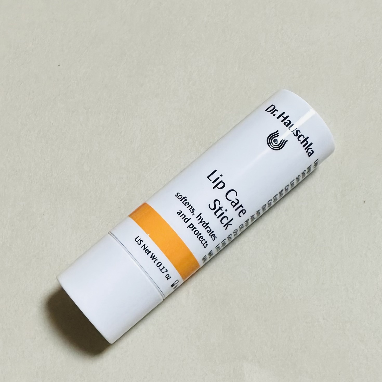 リップケアスティック/ドクターハウシュカ　/リップクリームを使ったクチコミ（3枚目）