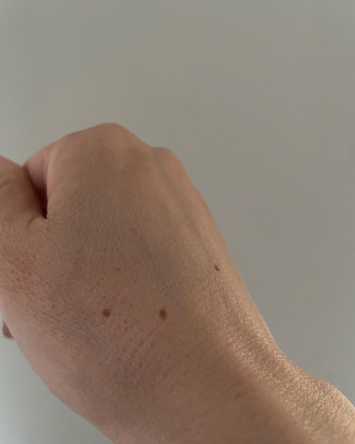 ぐらふ on LIPS 「ライオン様の《フェルゼアプレミアムHPミルクジェル》を使ってみ..」(4枚目)