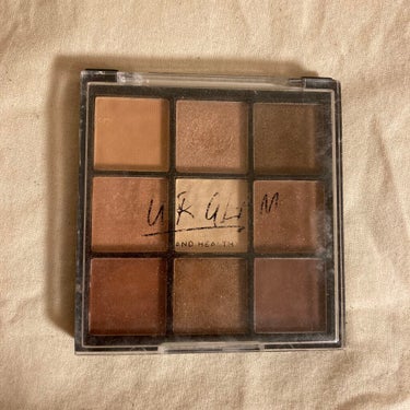 UR GLAM　BLOOMING EYE COLOR PALETTE/U R GLAM/パウダーアイシャドウを使ったクチコミ（1枚目）