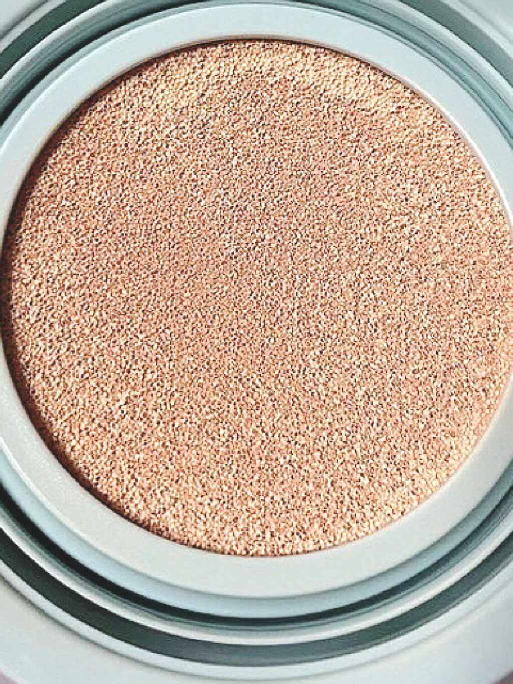 ノーセバム パウダー クッション/innisfree/クッションファンデーションを使ったクチコミ（2枚目）