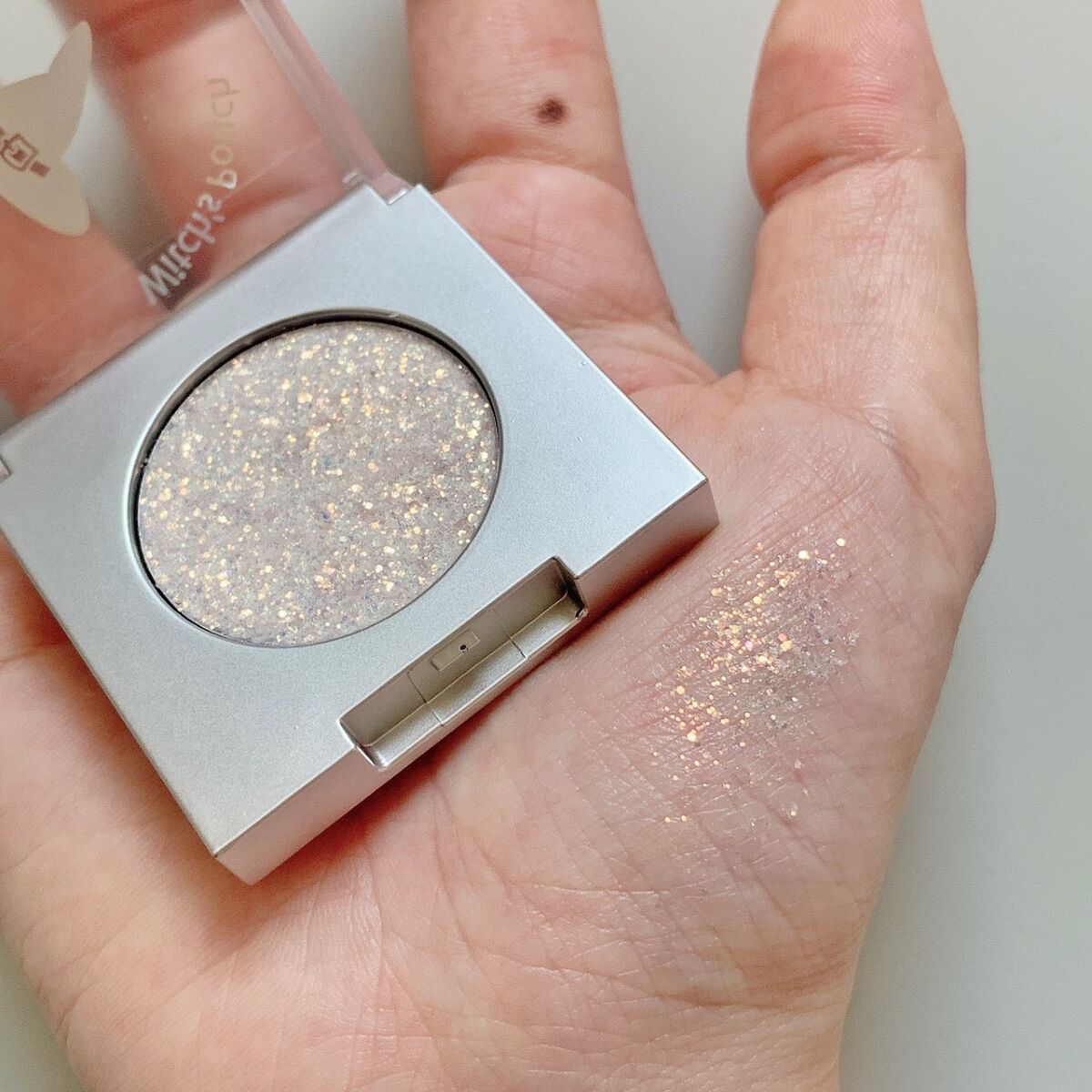 グリッター ビーム ピグメント 01 スターライト/Witch's Pouch/グリッターを使ったクチコミ（2枚目）