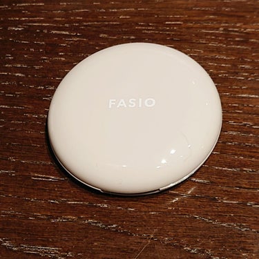 エアリーステイ パウダー 02 ベージュ(ケース・パフ付き)/FASIO/プレストパウダーを使ったクチコミ（1枚目）