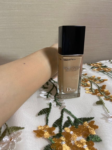 ディオールスキン フォーエヴァー フルイド グロウ/Dior/リキッドファンデーションを使ったクチコミ(2枚目)