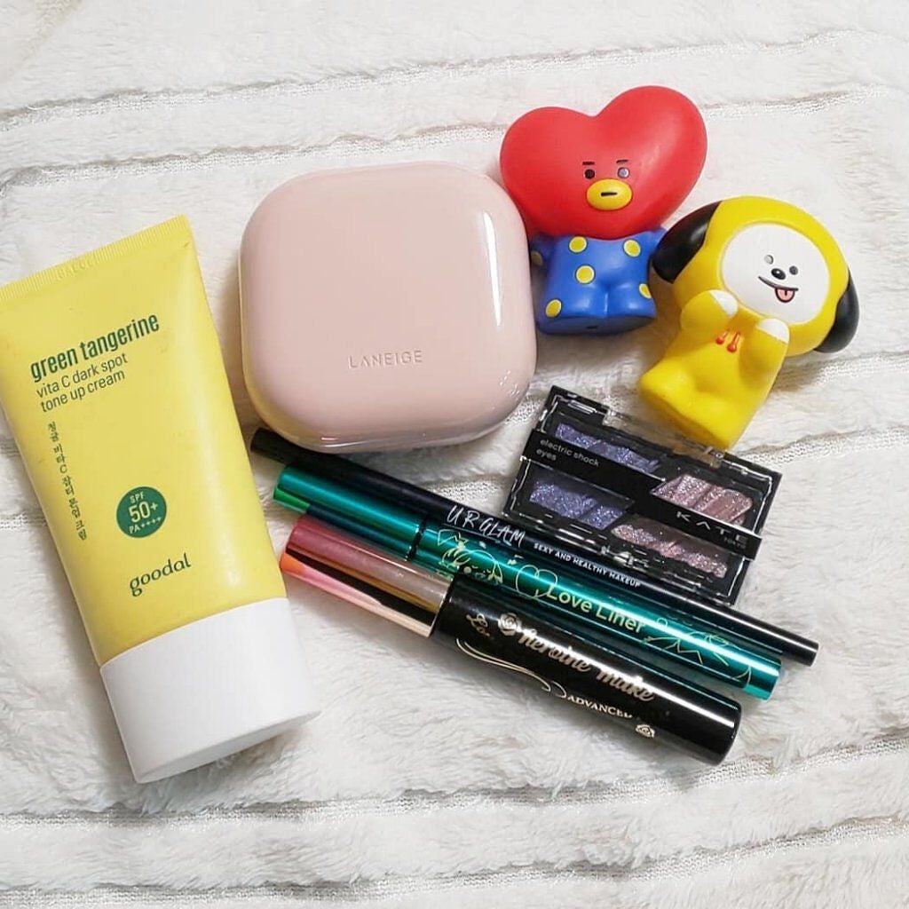 きつね on LIPS 「今日のメイク🐥KATEエレクトリックショックアイズを使いたくて..」(1枚目)