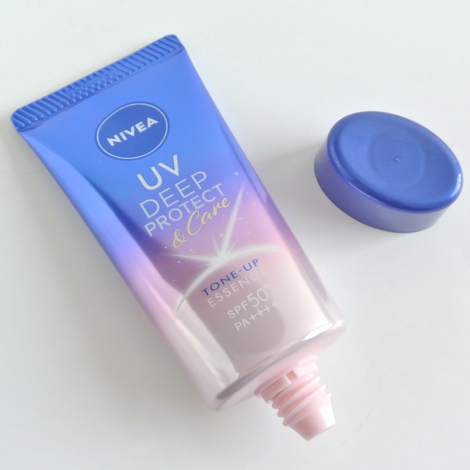 ニベアUV ディープ プロテクト＆ケア トーンアップ エッセンス/ニベア/日焼け止めローションを使ったクチコミ（2枚目）