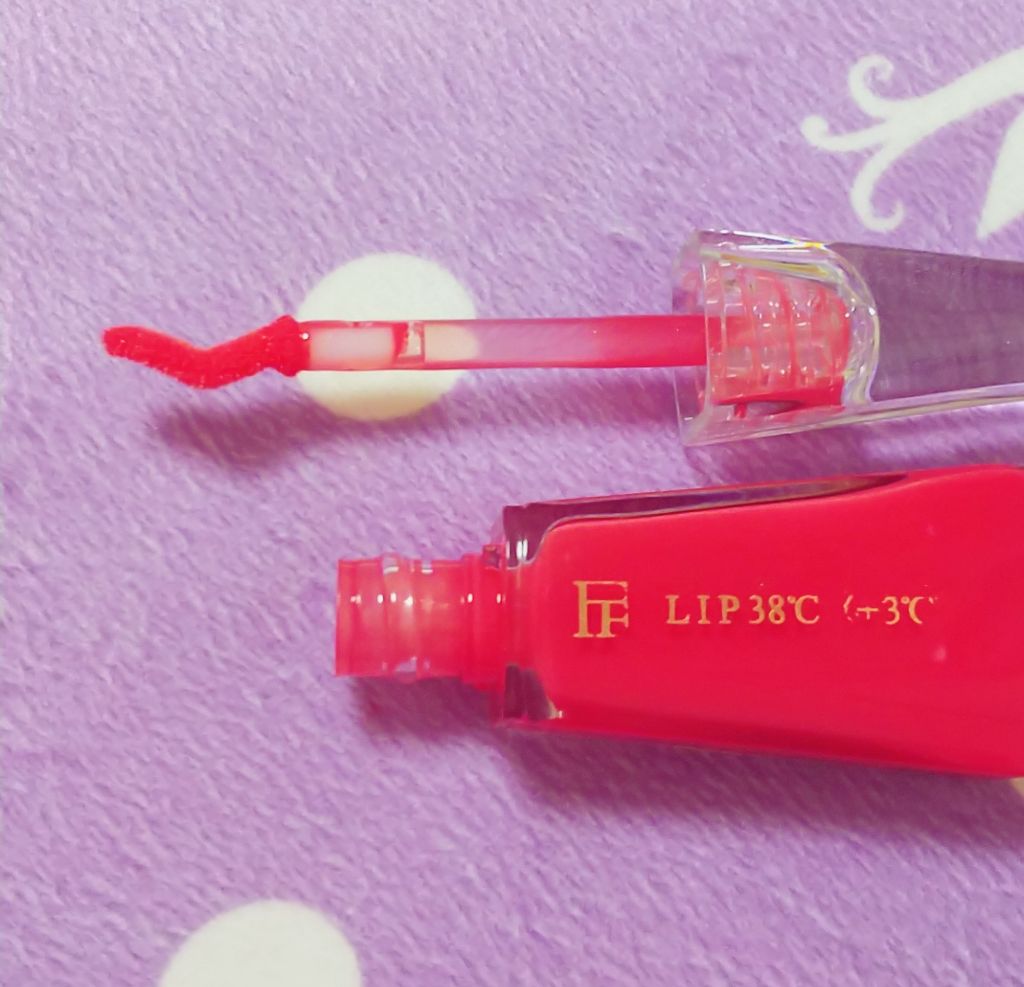 38°C / 99°F リップトリートメント (リップ美容液)/UZU BY FLOWFUSHI/リップケアを使ったクチコミ(2枚目)