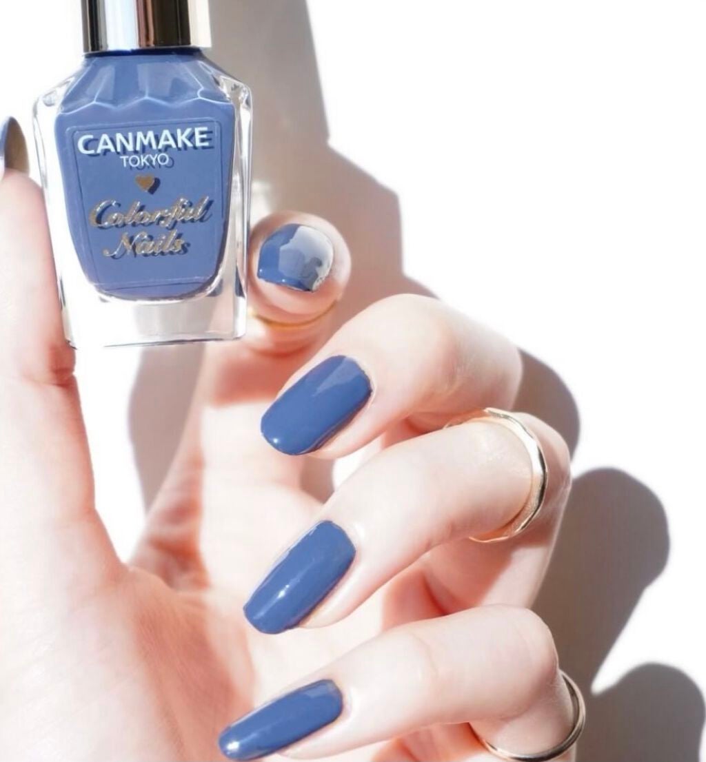 サクラ on LIPS 「「カラフルネイルズ」に大人っぽいくすみアースカラーの限定色が新..」(3枚目)