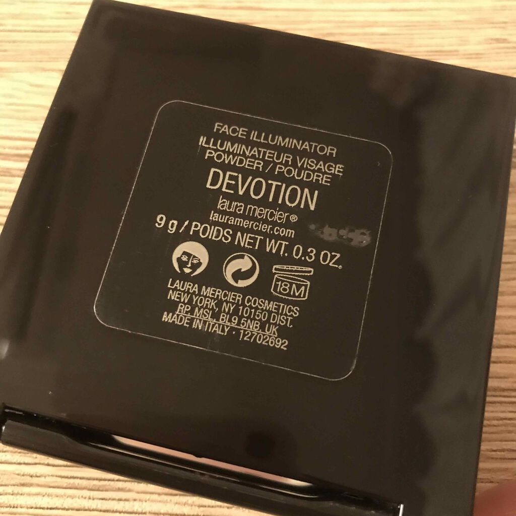 フェイスイルミネーター/ローラ メルシエ/パウダーハイライトを使ったクチコミ（1枚目）