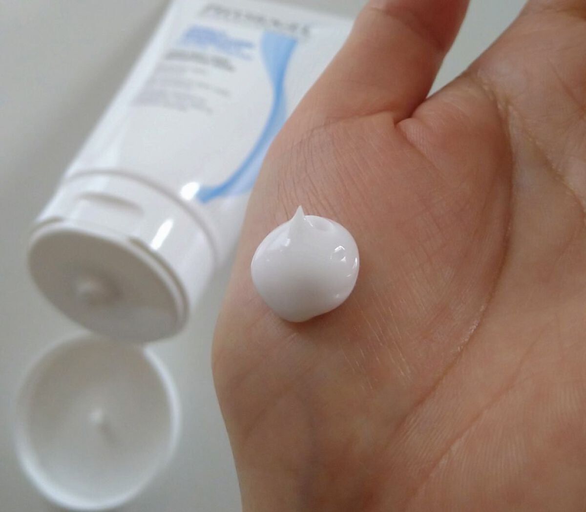 DMT インテンシブフェイシャルクリーム/PHYSIOGEL/フェイスクリームを使ったクチコミ(2枚目)