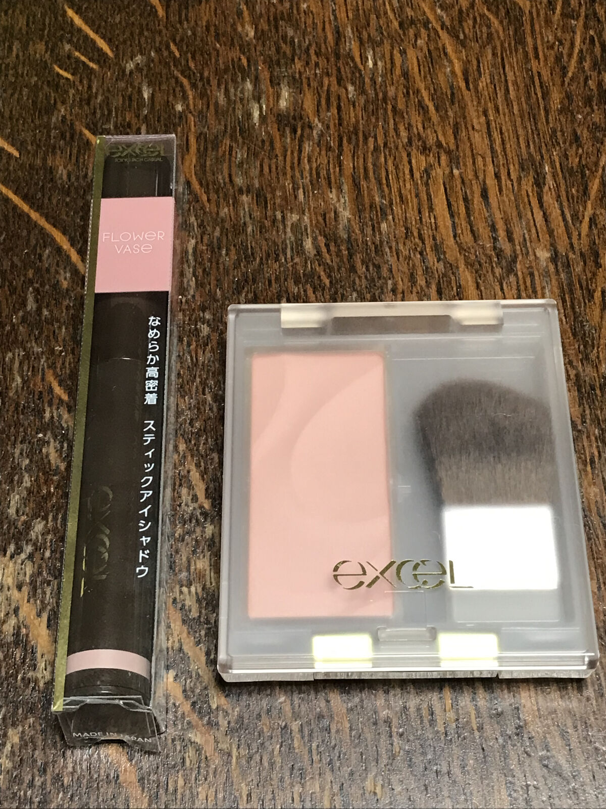 グリームオンフィットシャドウ/excel/スティックアイシャドウを使ったクチコミ（2枚目）