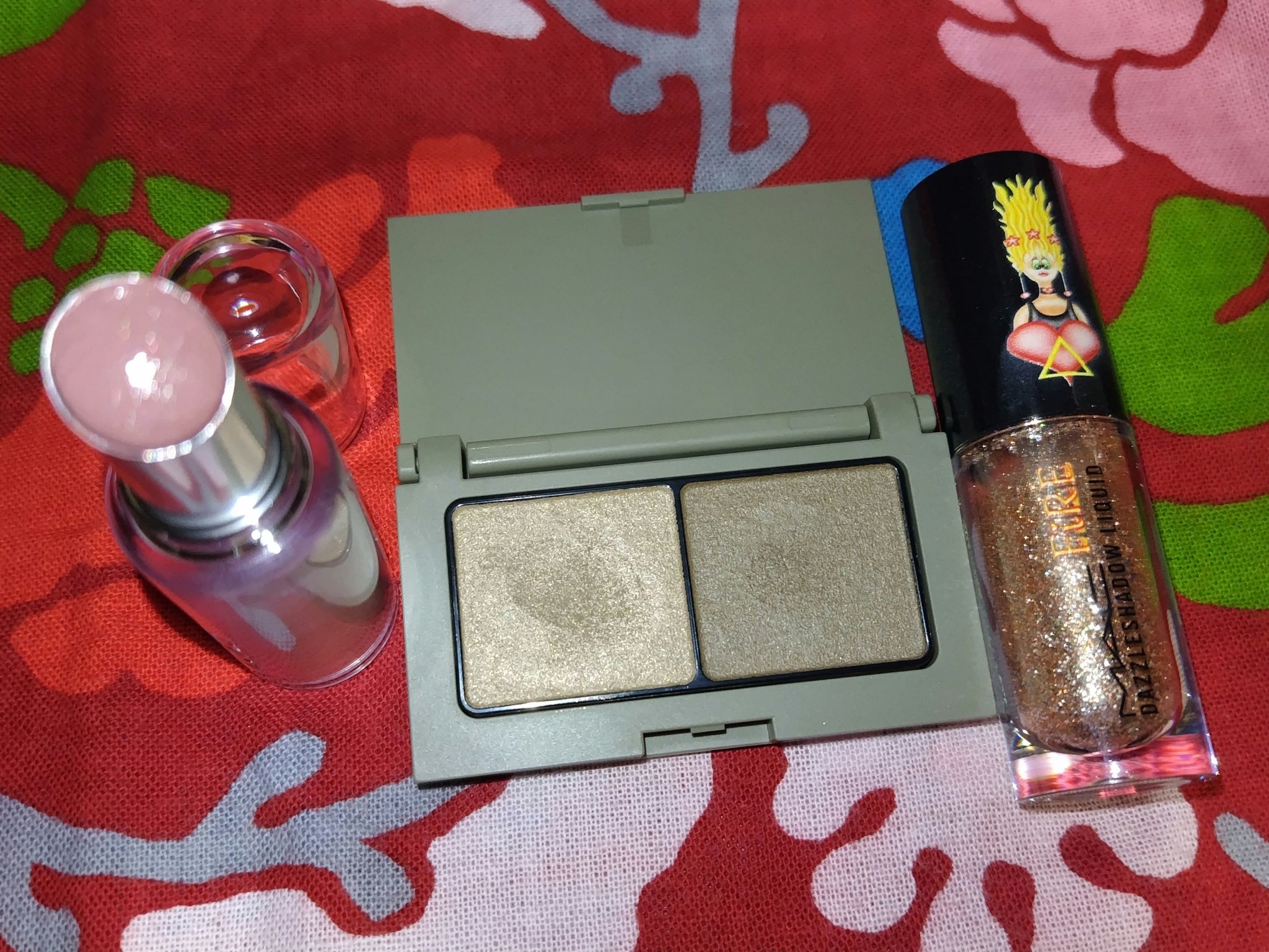 ダズルシャドウ リキッド フラッシュ アンド ダッシュ（火）限定デザイン/M・A・C/リキッドアイシャドウを使ったクチコミ（1枚目）