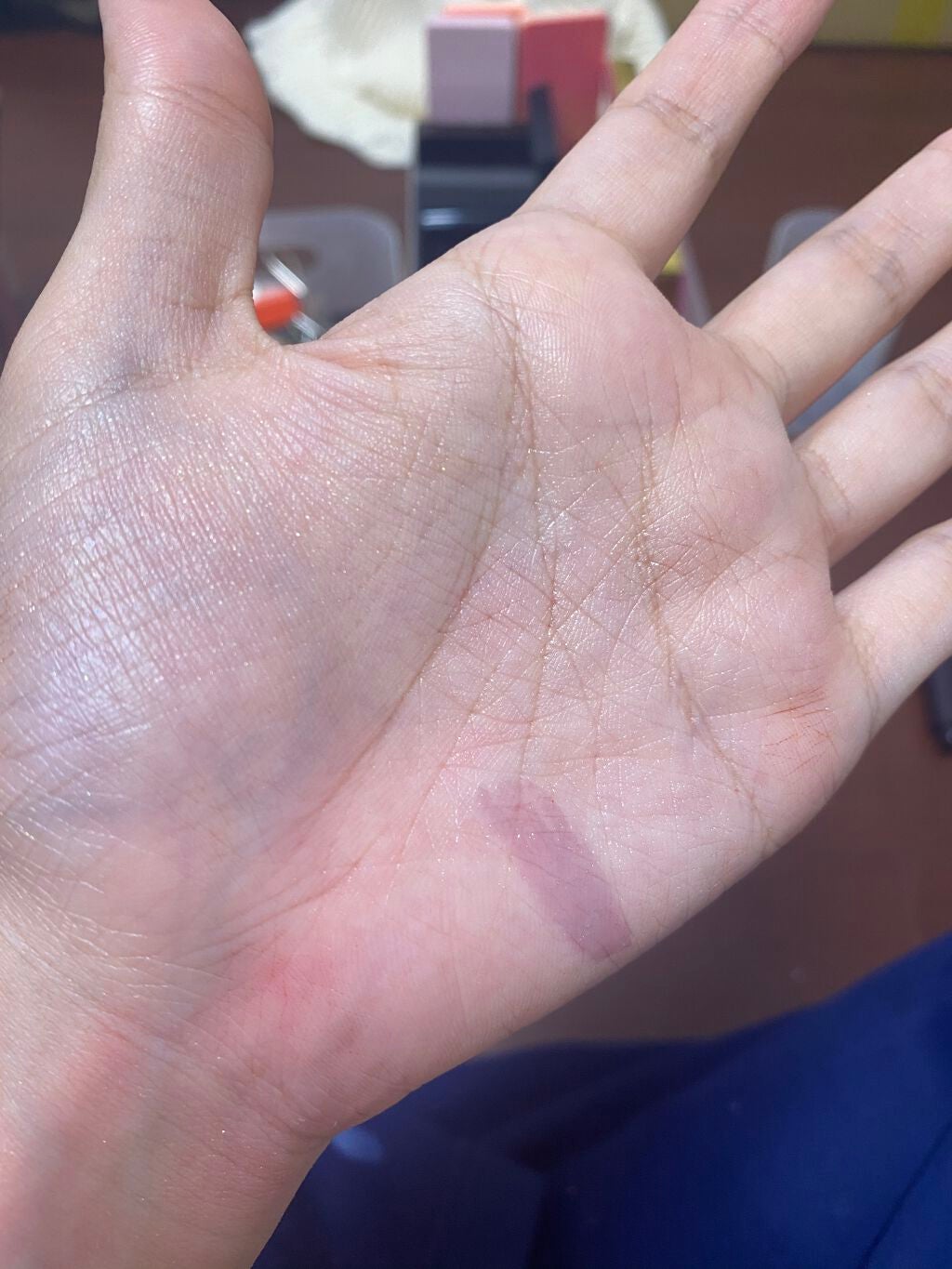 エッセンスグロス/KiSS/リップグロスを使ったクチコミ(3枚目)