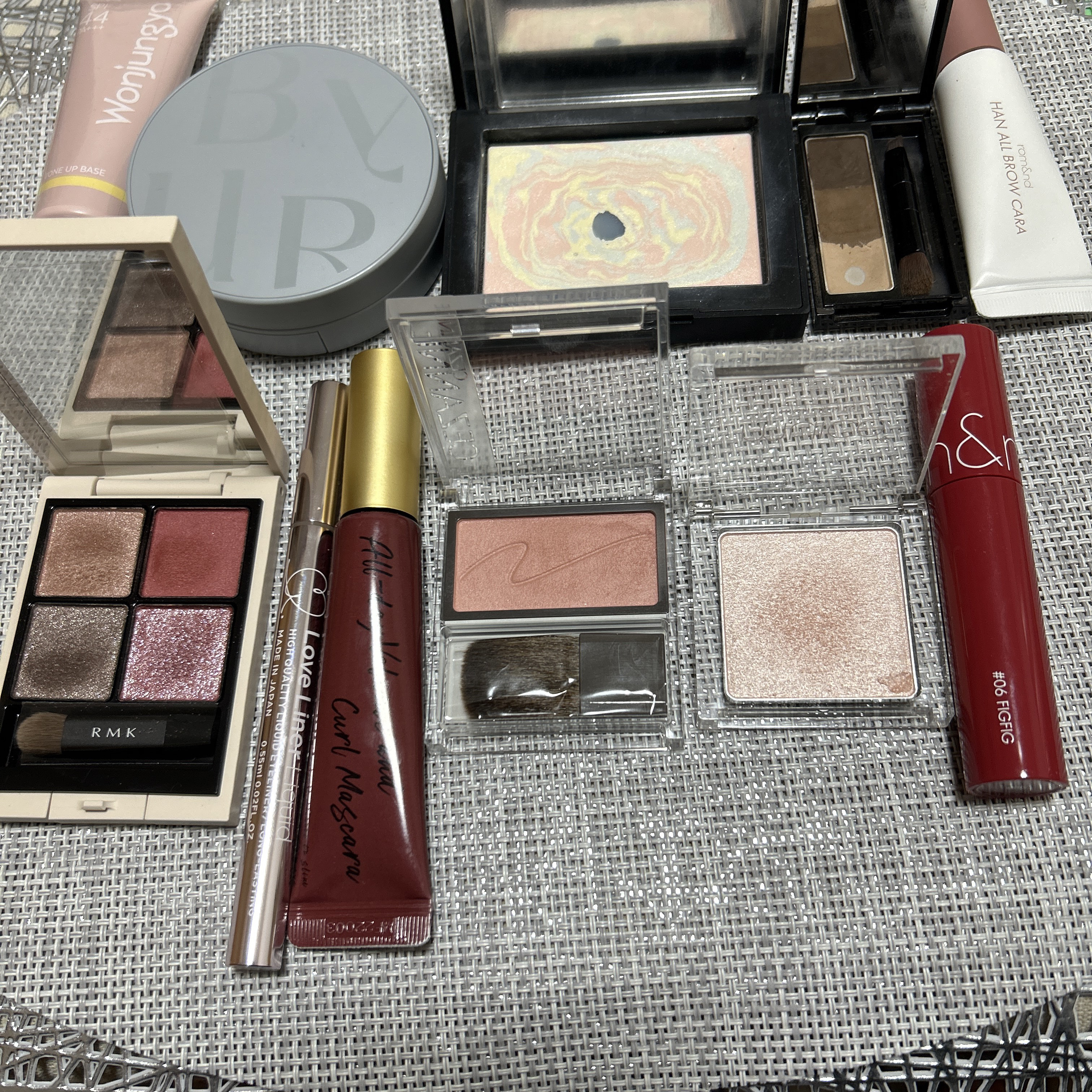 ジューシーラスティングティント/rom&nd/リップティントを使ったクチコミ（2枚目）