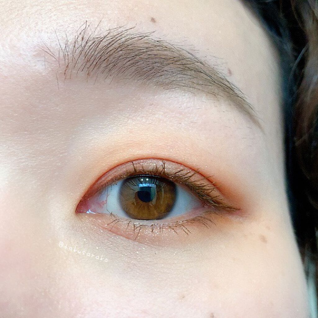 パウダー キス アイシャドウ/M・A・C/単色アイシャドウを使ったクチコミ（2枚目）