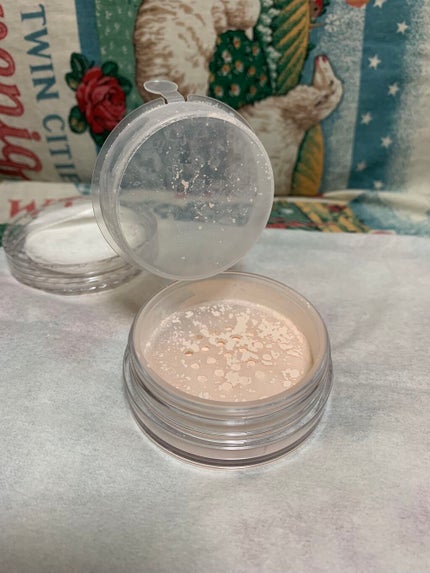 うるふわ仕上げパウダー/CEZANNE/ルースパウダーを使ったクチコミ(2枚目)