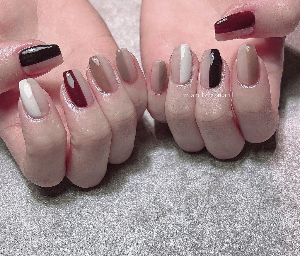 #ネイル,#ラメネイル,#秋ネイル,#アートネイル,#冬ネイル,#スワロネイル,#ニュアンスネイル,#くすみカラーネイル,#グリッターネイル,#ミラーネイル,#綺麗めネイル,#セルフネイル,#パールネイル,#カジュアルネイル,#ホワイトネイル,#ボルドーネイル,#フラッシュネイル,#シンプルネイル,#シルバーネイル,#スノーネイルのネイルデザイン