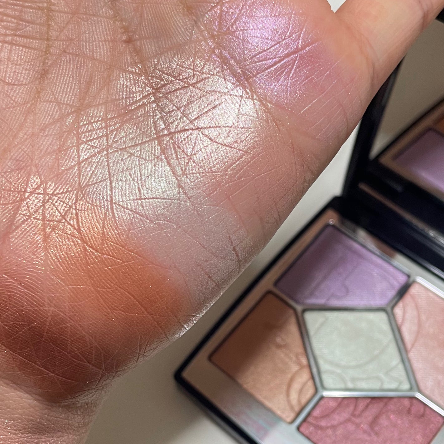 ディオールショウ サンク クルール/Dior/アイシャドウを使ったクチコミ(3枚目)