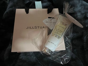 ハンドクリーム ブルーミングペアー 30g/JILL STUART/ハンドクリームを使ったクチコミ（1枚目）