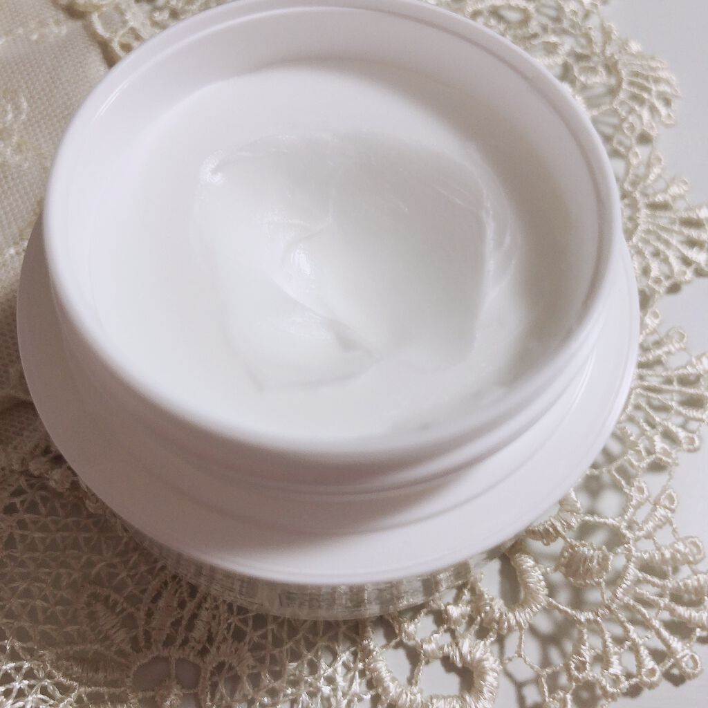 スタイリング ヘアバーム ホワイトフローラル/JILL STUART/ヘアバームを使ったクチコミ(2枚目)