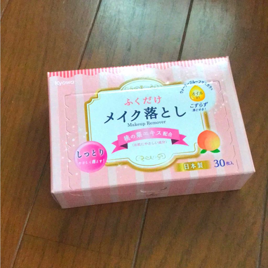 キャンドゥ ふくだけメイク落としのクチコミ「キャンドゥのメイク落とし 
箱に入っていて、30枚入り
液が滴るほどではないけど、潤ってはいま.....」（1枚目）