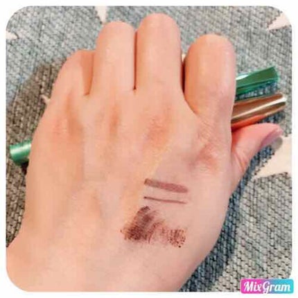 「密着アイライナー」クリームペンシル/デジャヴュ/ペンシルアイライナーを使ったクチコミ(3枚目)