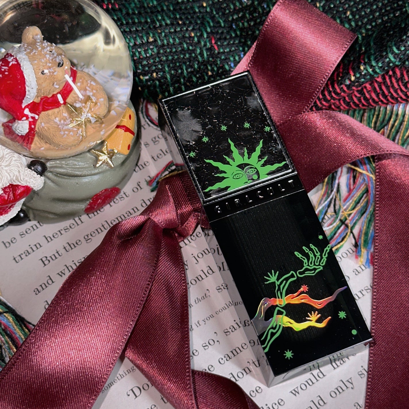 "Sci-Fi Mythology" Unreal High Shine Lip Glaze/GirlCult/リップグロスを使ったクチコミ(4枚目)