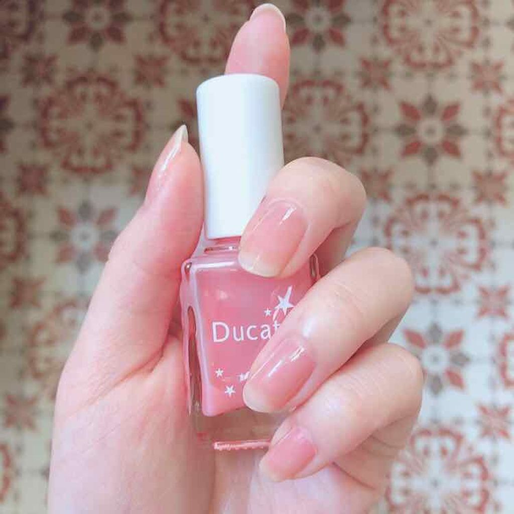 グロッシーネイルカラーN/デュカート/マニキュアを使ったクチコミ(1枚目)