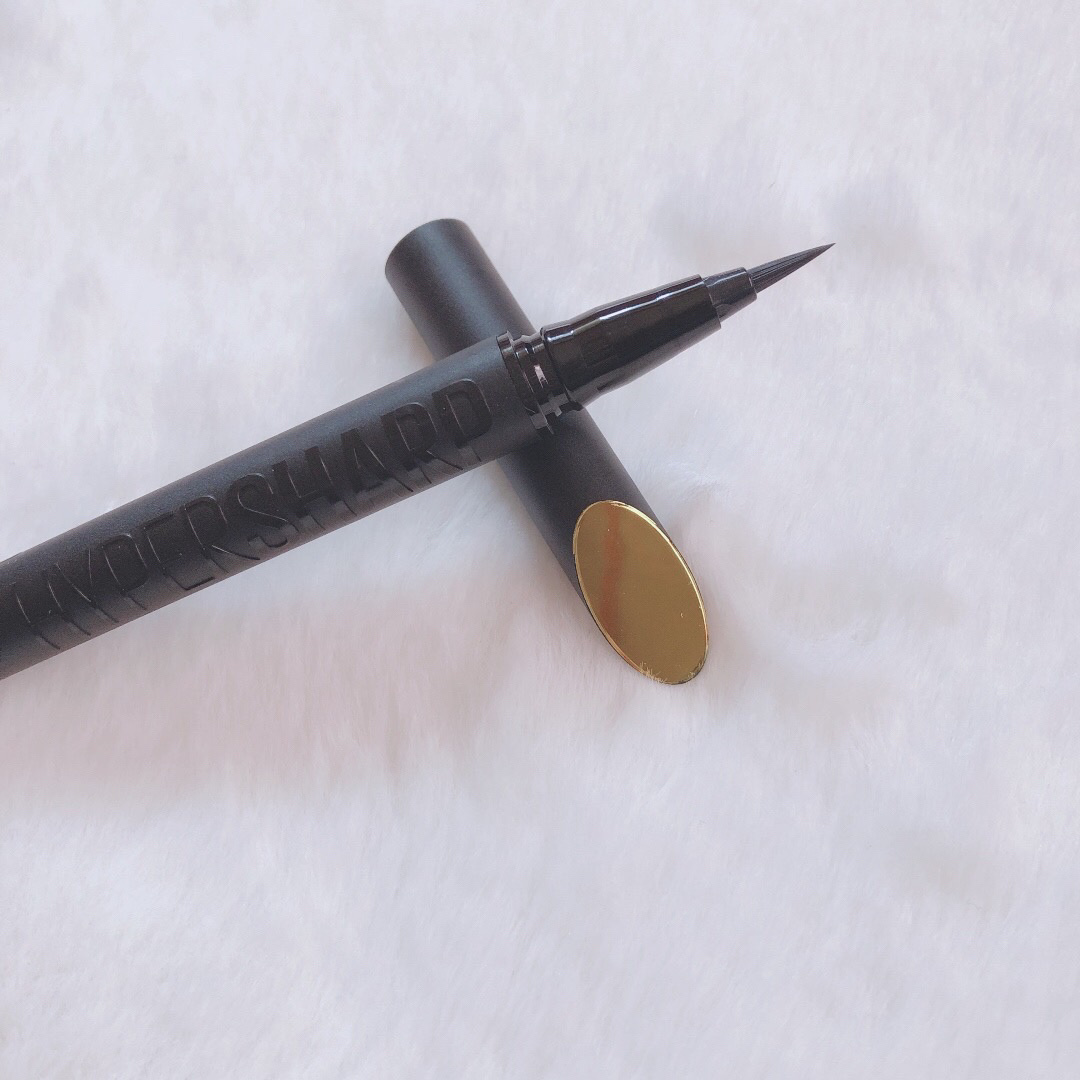 ウルトラカラー アイライナー BK-1 ぱっちり目ヂカラ プレミアムブラック/MAYBELLINE NEW YORK/リキッドアイライナーを使ったクチコミ（2枚目）