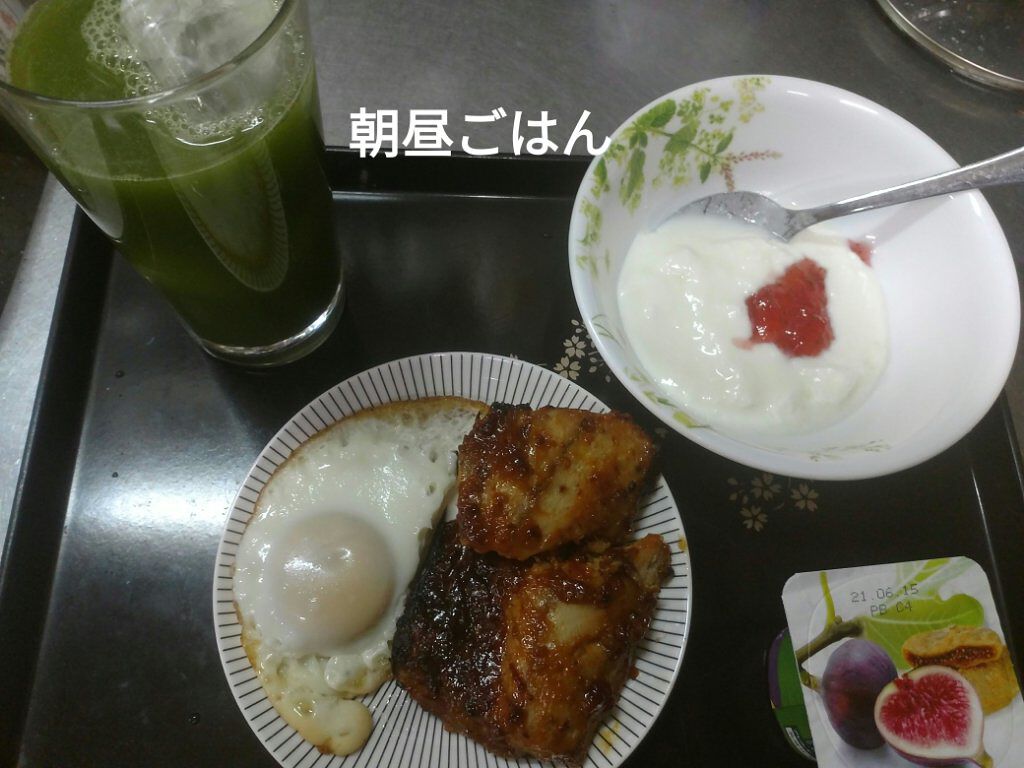 デイリーケアマスク コラーゲン＆ローヤルゼリー/RISM/シートマスク・パックを使ったクチコミ（2枚目）