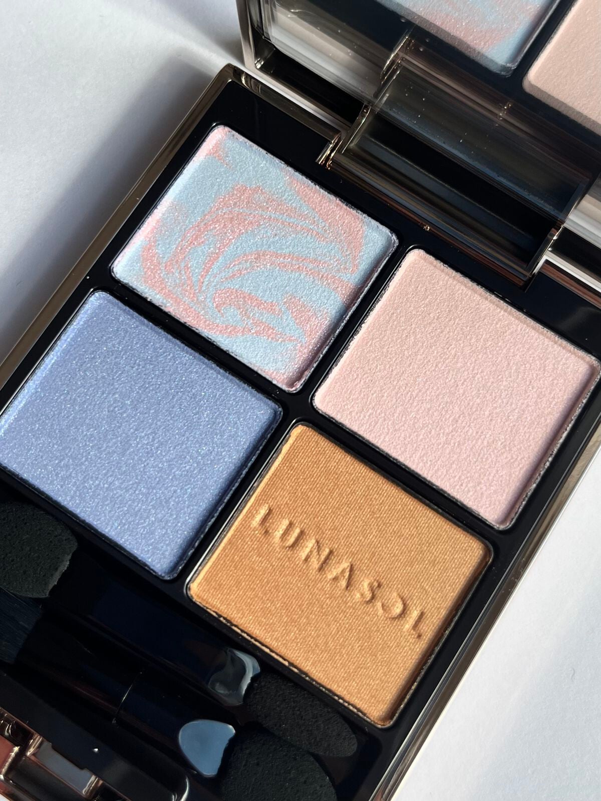 アイカラーレーション/LUNASOL/アイシャドウパレットを使ったクチコミ(2枚目)