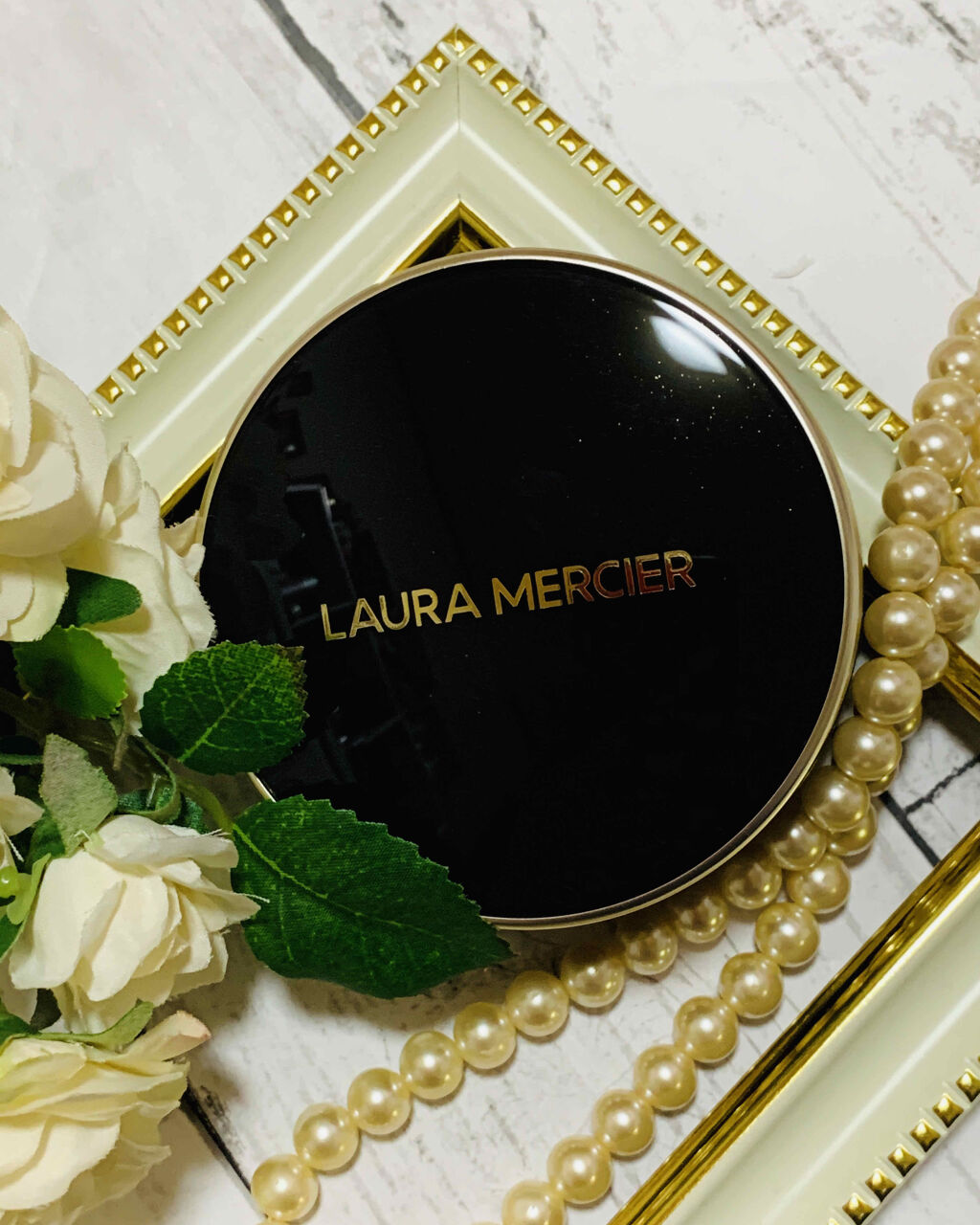 フローレス ルミエール ラディアンス パーフェクティング クッション 2W1/ローラ メルシエ/クッションファンデーションを使ったクチコミ（1枚目）