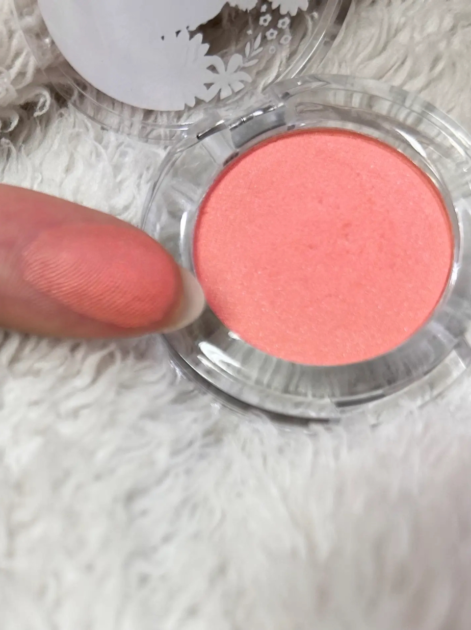 ポンデクルール　mofusand　マルチカラーパウダー うさにゃんB/クレアボーテ/単色アイシャドウを使ったクチコミ（2枚目）