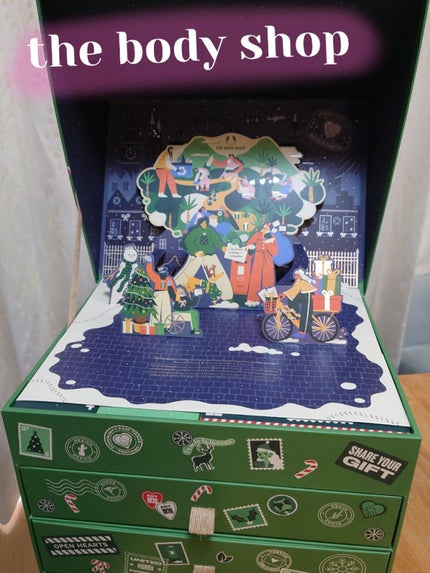 THE BODY SHOP アドベントカレンダーウィッシュ&ワンダーのクチコミ「初めてボディショップのアドベントカレンダーを購入しました✨✨YouTubeで開封動画をみて、と.....」(1枚目)