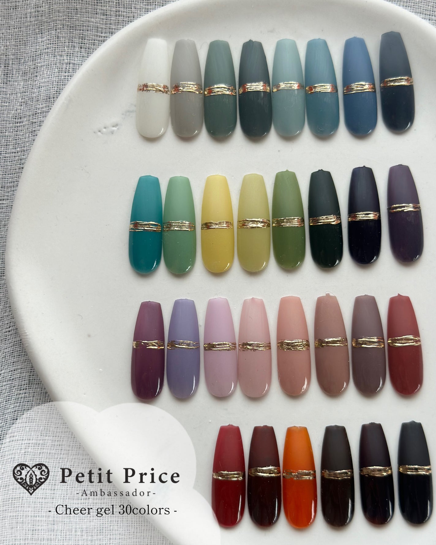 🐒ズボラママみっちゃんの高見えネイル💅 on LIPS 「別アングルプチプラさんからどどーんとcheergelポリッシュ..」(2枚目)