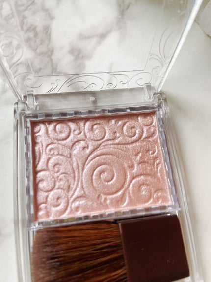 パールグロウハイライト/CEZANNE/パウダーハイライトを使ったクチコミ(3枚目)