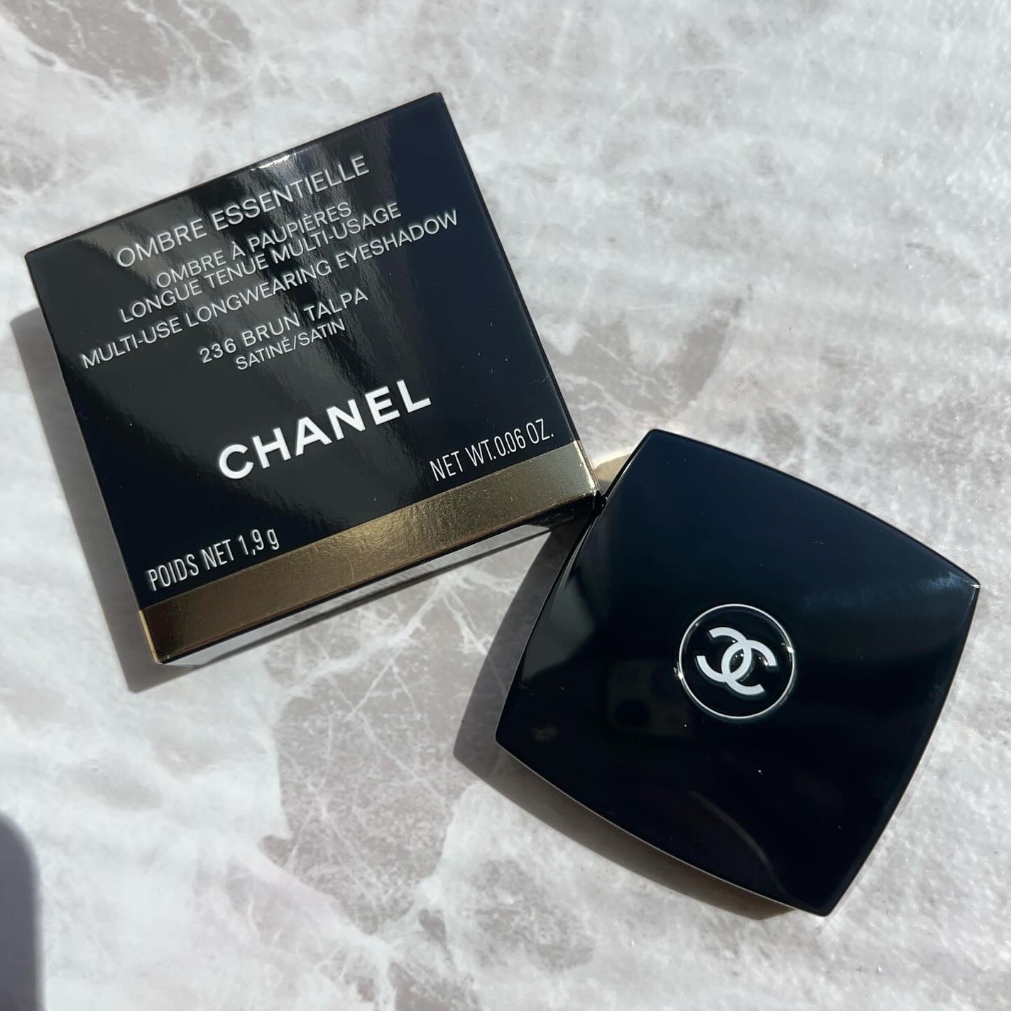 オンブル エサンシエル/CHANEL/単色アイシャドウを使ったクチコミ(2枚目)