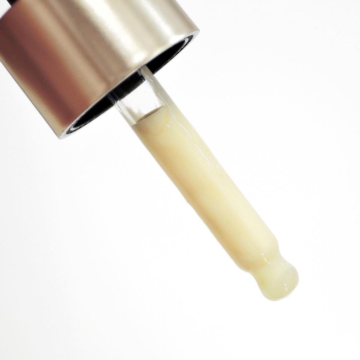 ディープビタCアンプル2.0/MEDICUBE/美容液を使ったクチコミ(4枚目)