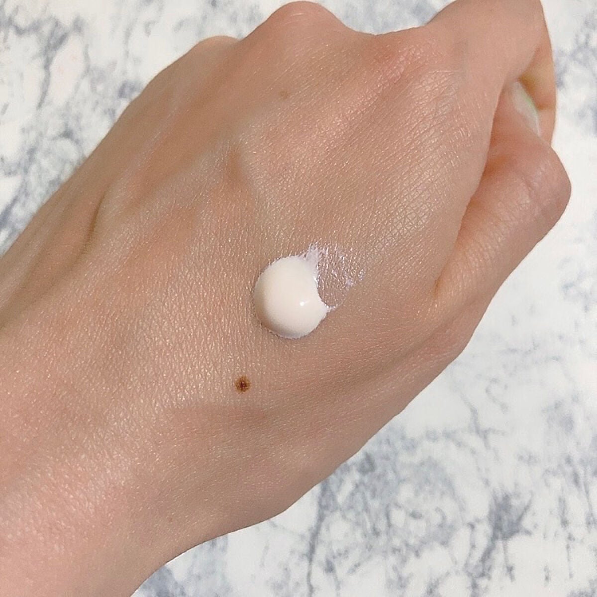 フィルタリングクリーム/DEWYCEL/日焼け止めクリームを使ったクチコミ(3枚目)