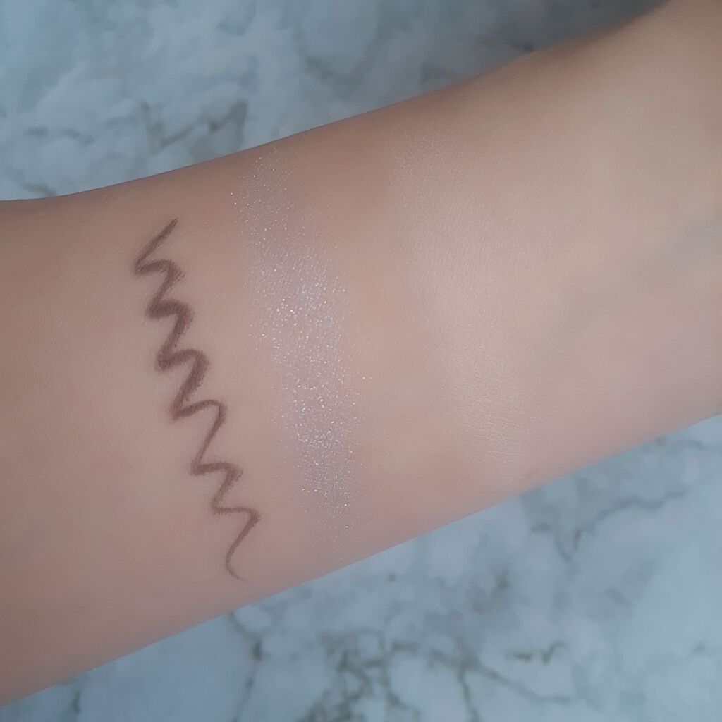 シャイニーシャドウ N/excel/単色アイシャドウを使ったクチコミ（3枚目）