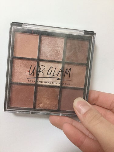 UR GLAM　BLOOMING EYE COLOR PALETTE/U R GLAM/パウダーアイシャドウを使ったクチコミ（1枚目）