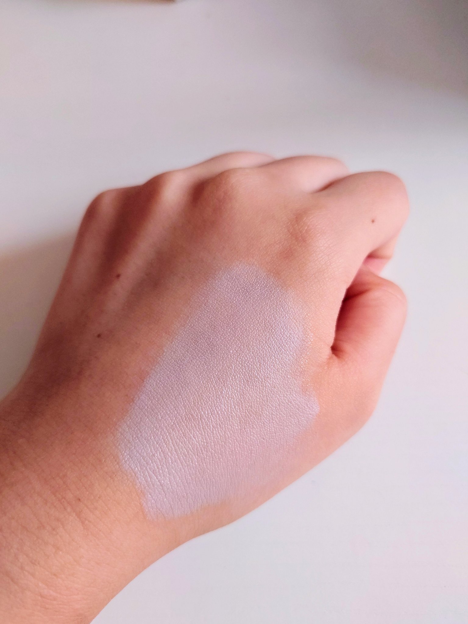 【旧】スノー メイクアップ ベース UV35 SPF35／PA+++ ブルー シェード/Dior/化粧下地を使ったクチコミ（3枚目）