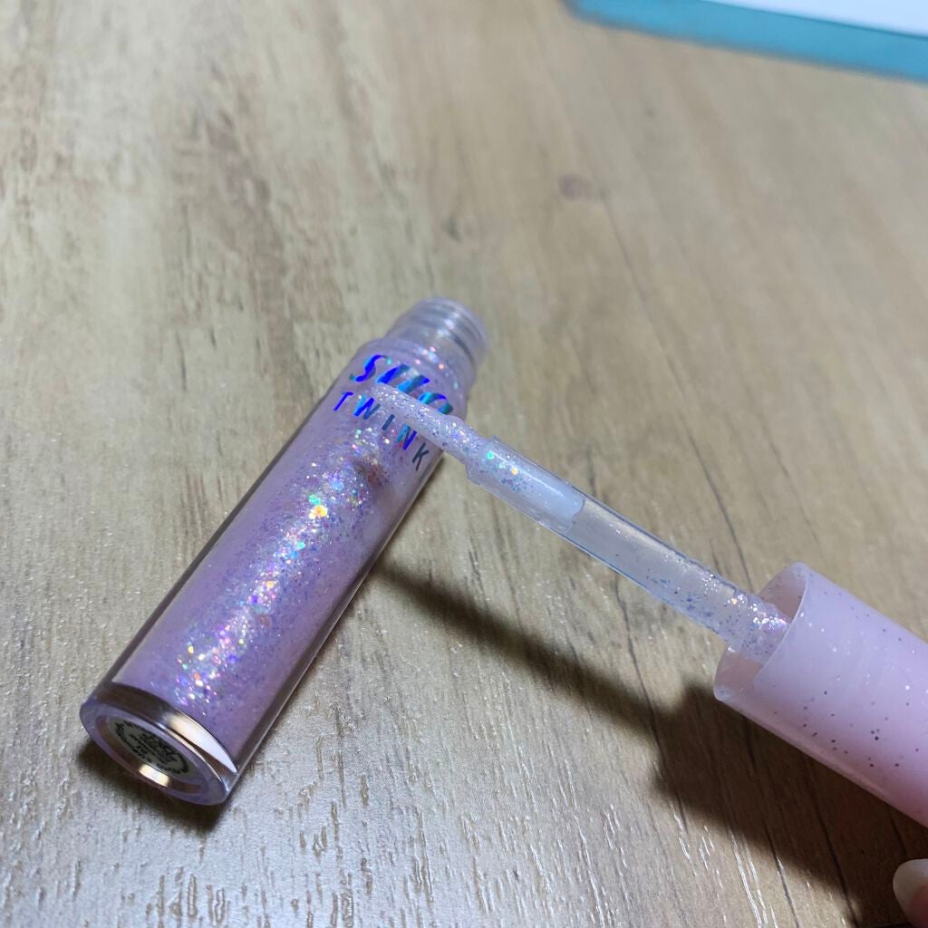 シュガー トゥインクル リキッド グリッター/PERIPERA/グリッターを使ったクチコミ(2枚目)