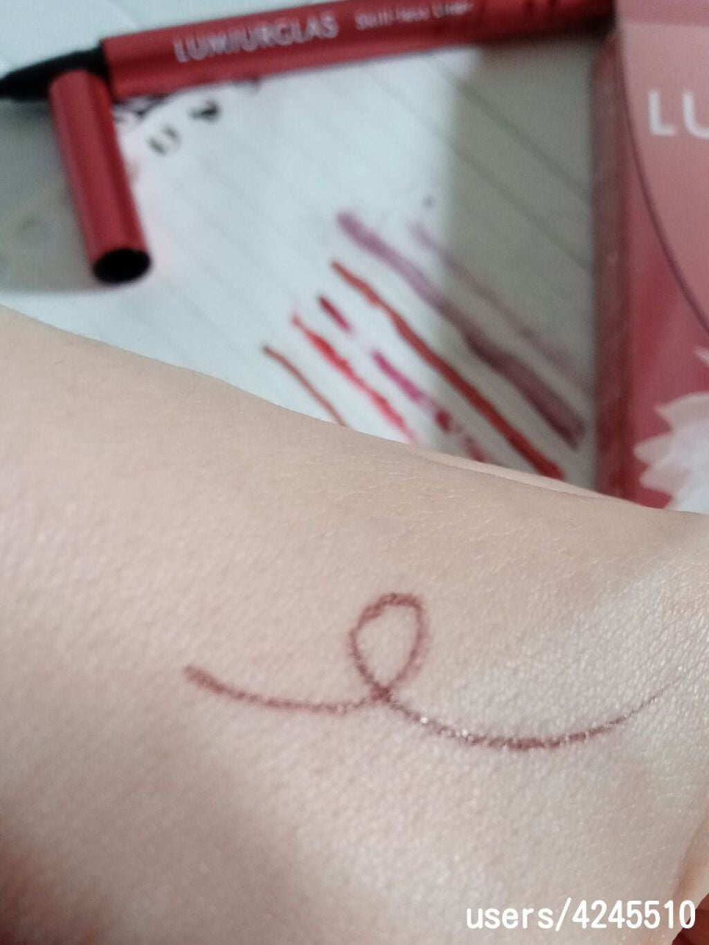 スキルレスライナー/LUMIURGLAS/リキッドアイライナーを使ったクチコミ(2枚目)