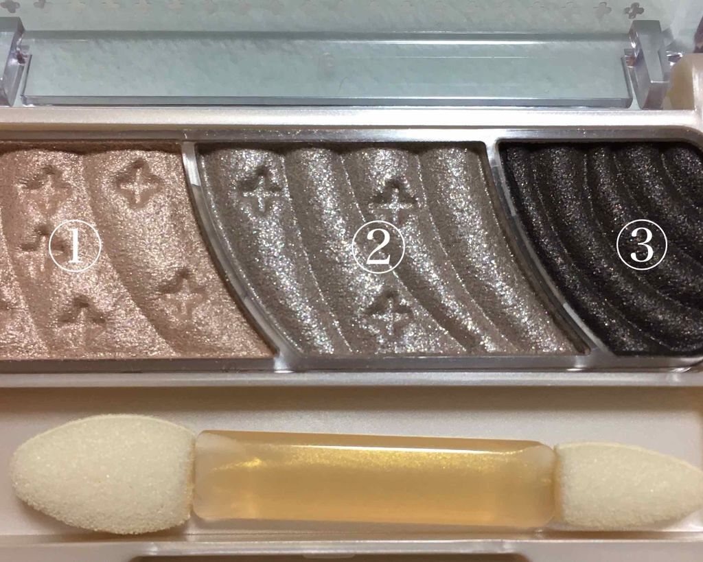 トーンアップアイシャドウ/CEZANNE/アイシャドウパレットを使ったクチコミ(2枚目)