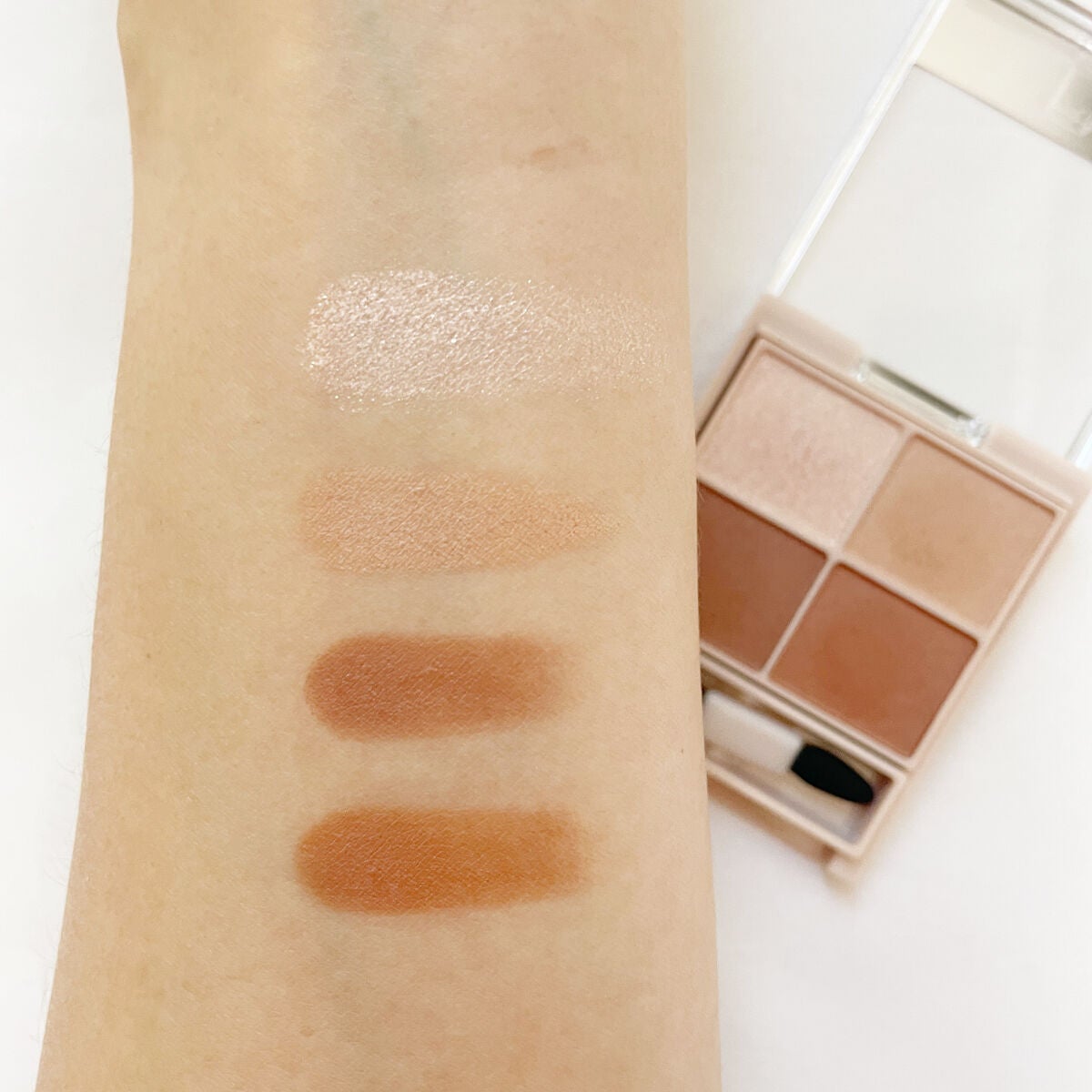 シルキースフレアイズ(マットタイプ)/キャンメイク/アイシャドウパレットを使ったクチコミ(4枚目)