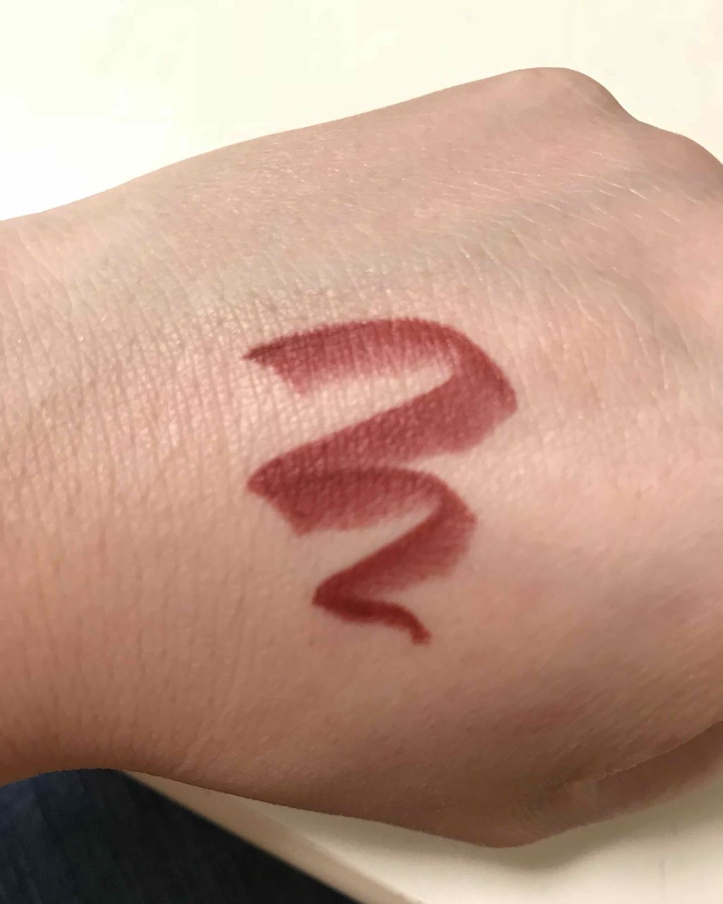 カラーセンセーショナル リップスティック B <ローデッド ボールズ コレクション>/MAYBELLINE NEW YORK/口紅を使ったクチコミ(2枚目)