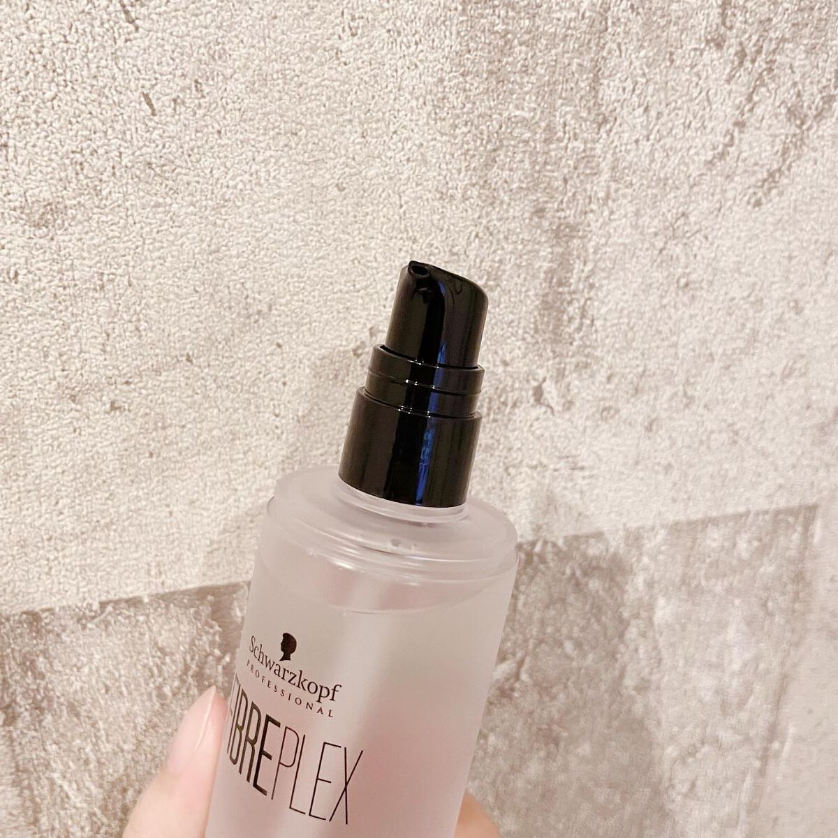 ファイバープレックス ボンドオイル/シュワルツコフ プロフェッショナル/ヘアオイルを使ったクチコミ(4枚目)