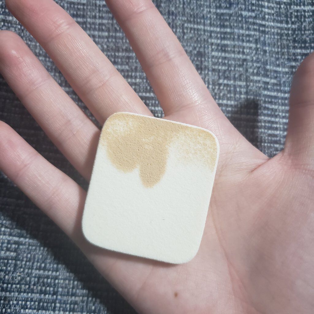 カラーステイ ロングウェア UV パウダー ファンデーション/REVLON/パウダーファンデーションを使ったクチコミ(2枚目)