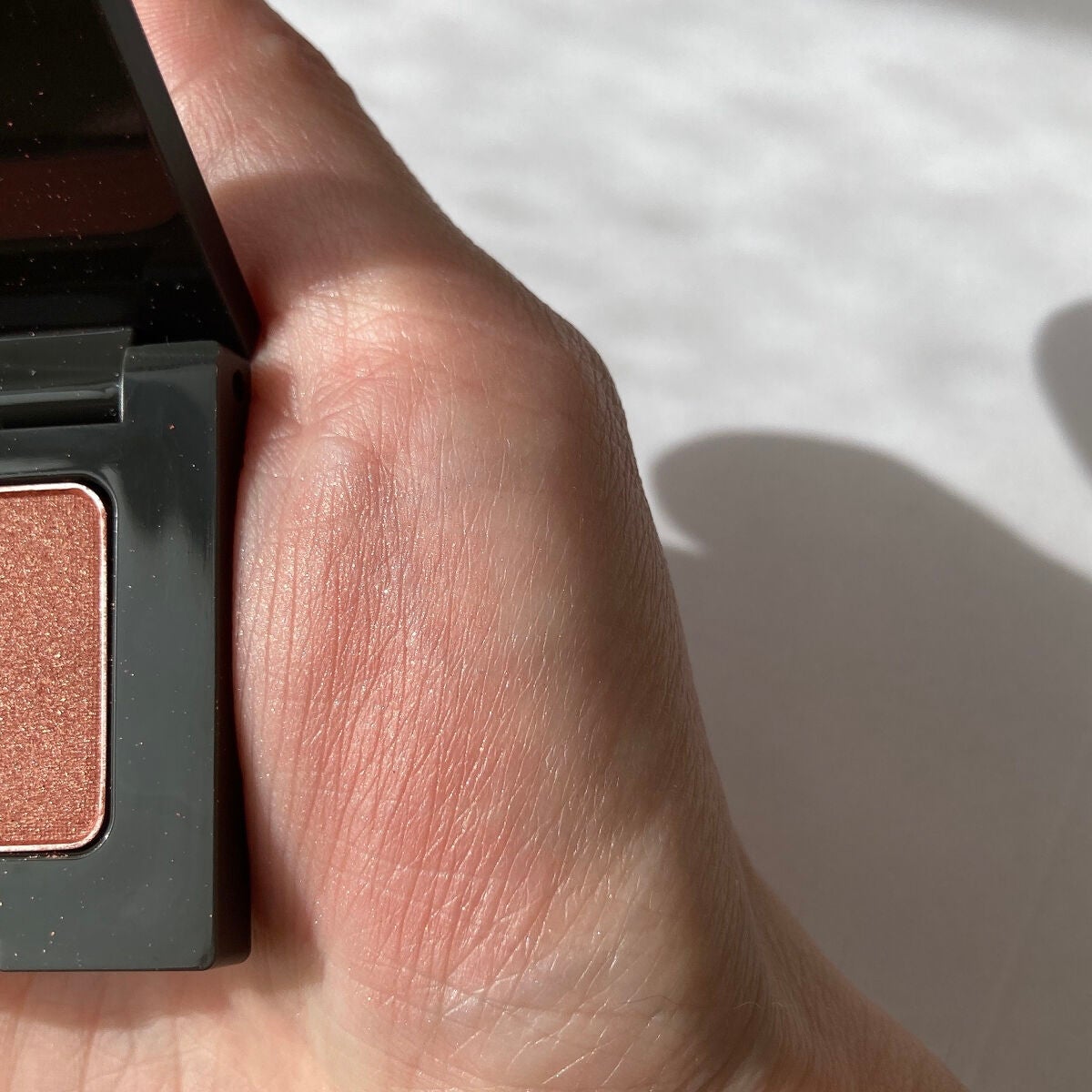 ニュアンス アイシャドウ/OSAJI/単色アイシャドウを使ったクチコミ(3枚目)