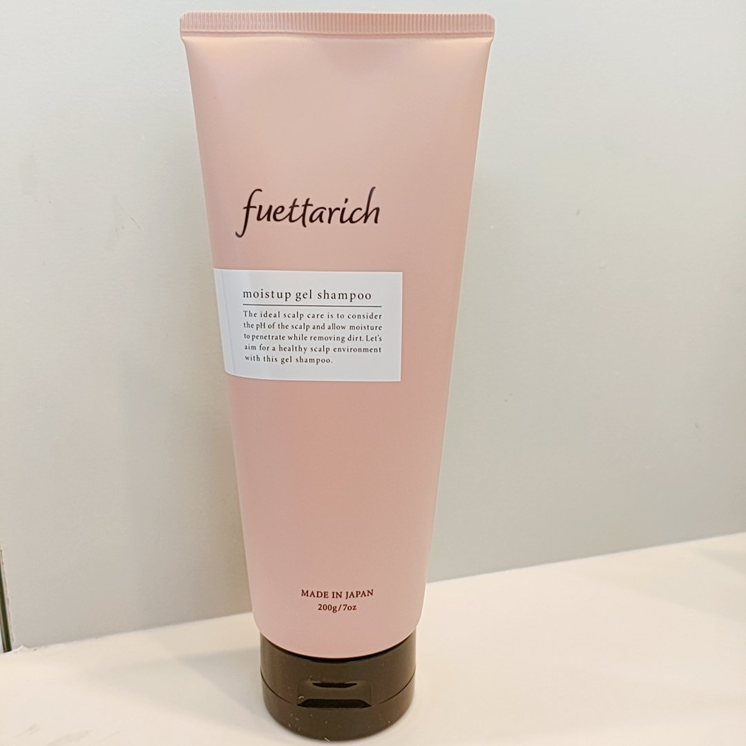モイストアップ ジェル シャンプー/トリートメント/fuettarich (フエッタリッチ)/サロンシャンプーを使ったクチコミ（3枚目）